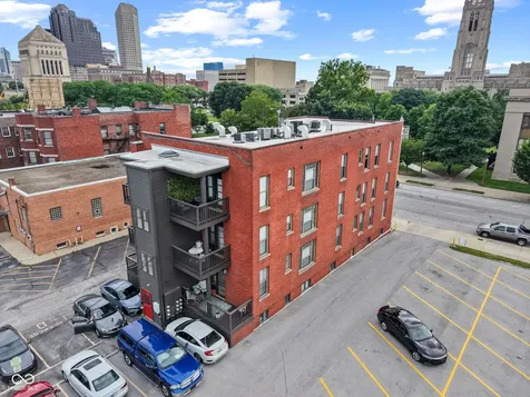 627 N Pennsylvania Street Indianapolis IN 46204
