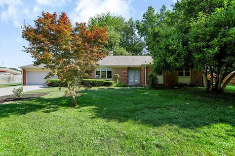 560 Golf Lane Indianapolis IN 46260