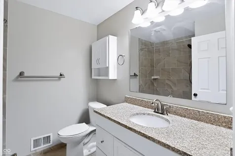 560 Golf Lane Indianapolis IN 46260