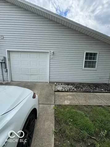 8001 Xenia Drive Indianapolis IN 46227