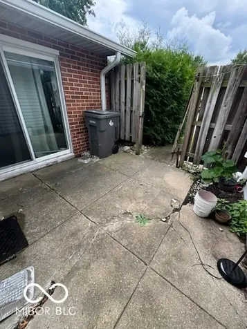 8001 Xenia Drive Indianapolis IN 46227