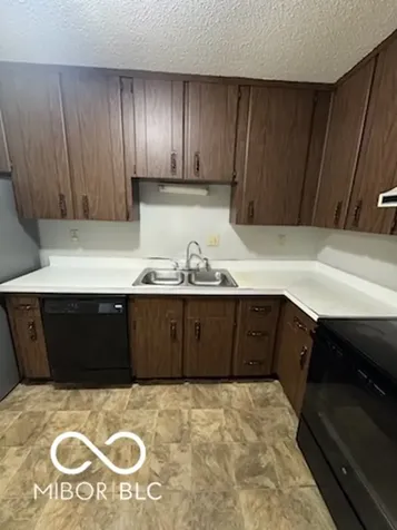 8001 Xenia Drive Indianapolis IN 46227