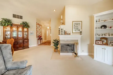7260 River Glen Fishers IN 46038