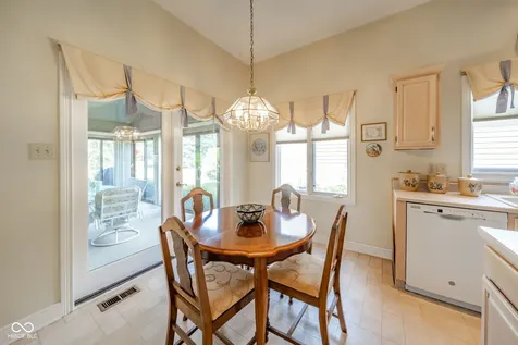 7260 River Glen Fishers IN 46038