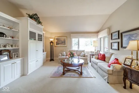 7260 River Glen Fishers IN 46038