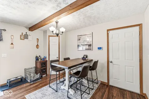 6617 S Lawndale Avenue Indianapolis IN 46221