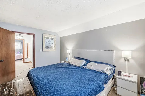 6617 S Lawndale Avenue Indianapolis IN 46221