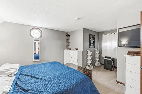 6617 S Lawndale Avenue Indianapolis IN 46221