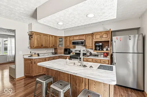 6617 S Lawndale Avenue Indianapolis IN 46221