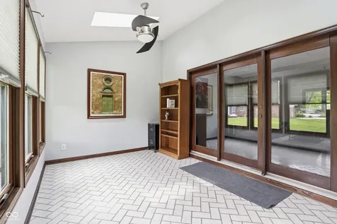 719 Bakeway Court Indianapolis IN 46231