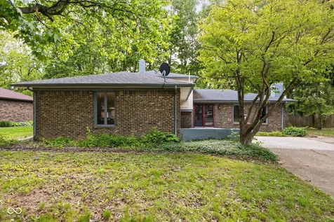 310 S Serenity Way Greenwood IN 46142