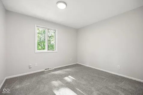 310 S Serenity Way Greenwood IN 46142