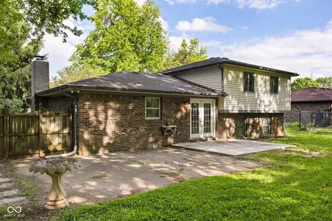 310 S Serenity Way Greenwood IN 46142