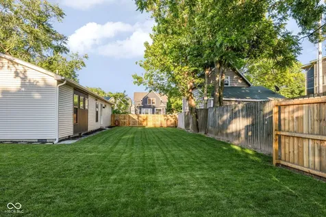 806 N Beville Avenue Indianapolis IN 46201