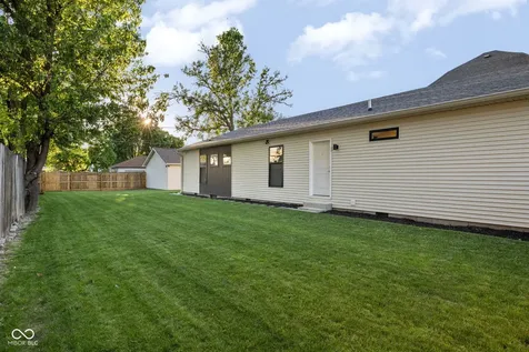 806 N Beville Avenue Indianapolis IN 46201