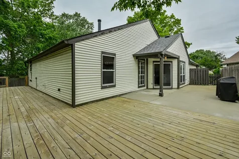 6841 Colony Pointe South Drive Indianapolis IN 46250