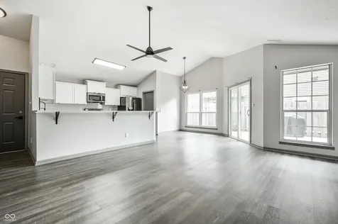 6841 Colony Pointe South Drive Indianapolis IN 46250