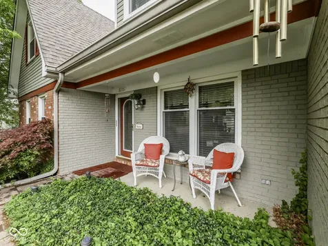 8255 Lynn Drive Indianapolis IN 46237