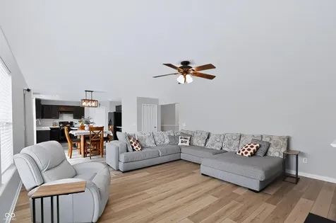 6196 Eagle Lake Drive Zionsville IN 46077