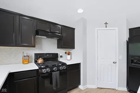 6196 Eagle Lake Drive Zionsville IN 46077