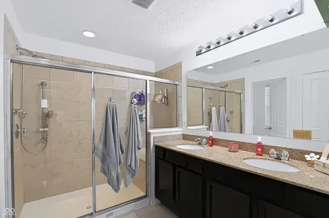 6196 Eagle Lake Drive Zionsville IN 46077