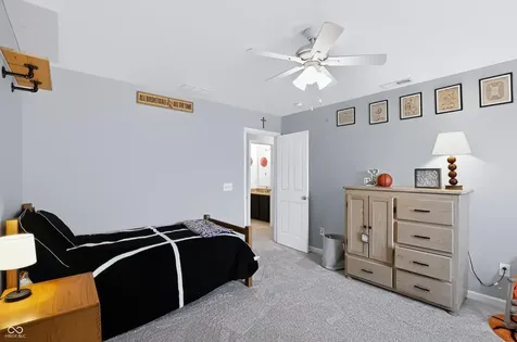 6196 Eagle Lake Drive Zionsville IN 46077