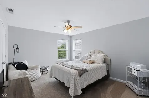 6196 Eagle Lake Drive Zionsville IN 46077