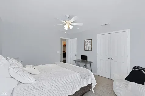 6196 Eagle Lake Drive Zionsville IN 46077