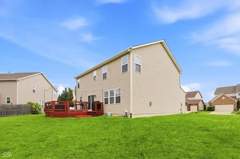 6196 Eagle Lake Drive Zionsville IN 46077