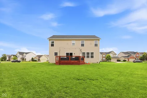 6196 Eagle Lake Drive Zionsville IN 46077