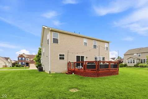 6196 Eagle Lake Drive Zionsville IN 46077