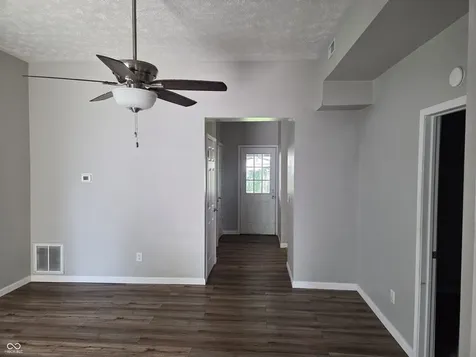1430 Chestnut Street Columbus IN 47201