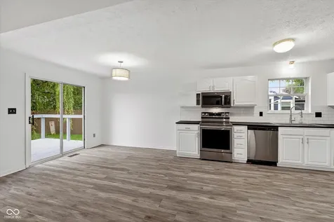 4165 William Avenue Franklin IN 46131