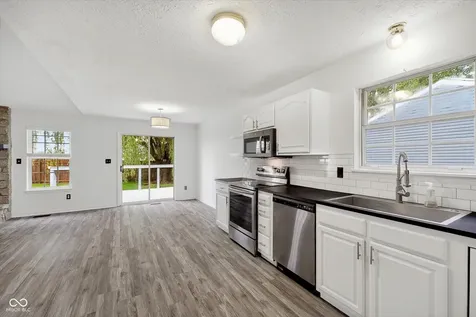 4165 William Avenue Franklin IN 46131