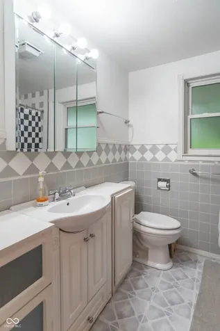 6524 Doris Drive Indianapolis IN 46214