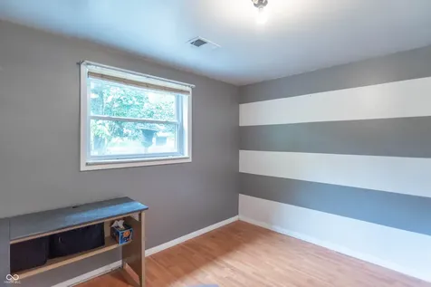 6524 Doris Drive Indianapolis IN 46214