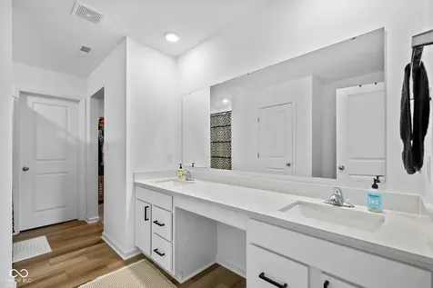 6302 Meadow Path Way Indianapolis IN 46259