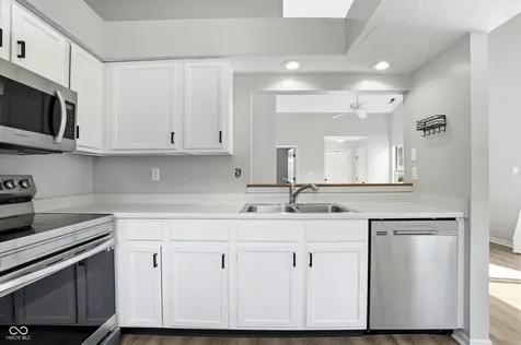 6625 Sundown Drive S Indianapolis IN 46254
