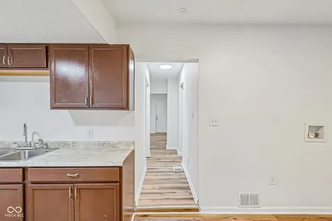 3118 W 9th Street Indianapolis IN 46222