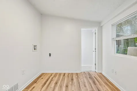 3118 W 9th Street Indianapolis IN 46222