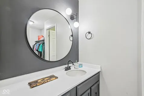 2222 Rome Drive Indianapolis IN 46228