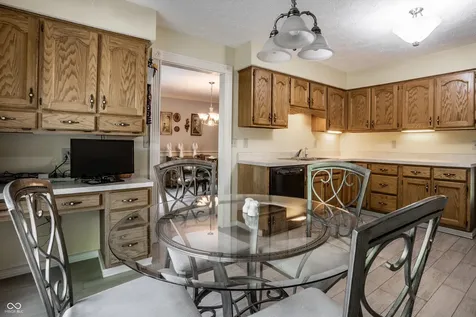 4014 S Creekside Drive New Palestine IN 46163