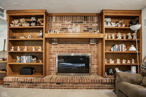 4014 S Creekside Drive New Palestine IN 46163