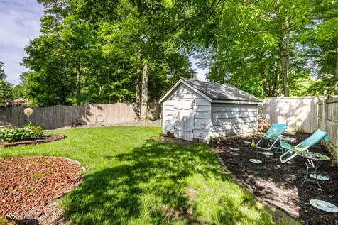 4014 S Creekside Drive New Palestine IN 46163