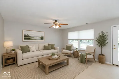 3387 Pineleigh Way Greenwood IN 46143