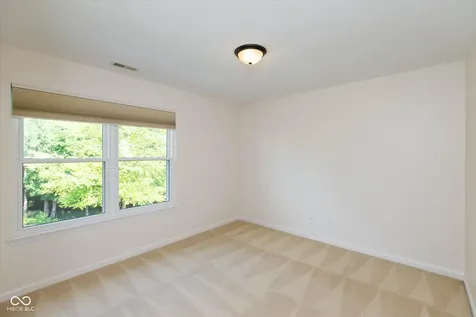 3387 Pineleigh Way Greenwood IN 46143