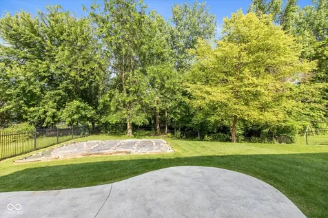 3387 Pineleigh Way Greenwood IN 46143