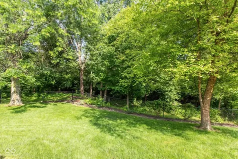 3387 Pineleigh Way Greenwood IN 46143