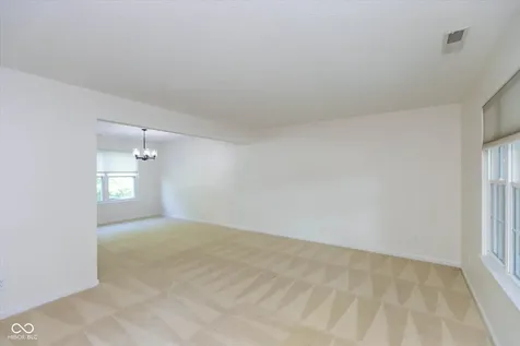 3387 Pineleigh Way Greenwood IN 46143
