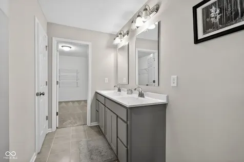 879 Rattlebox Lane Westfield IN 46074